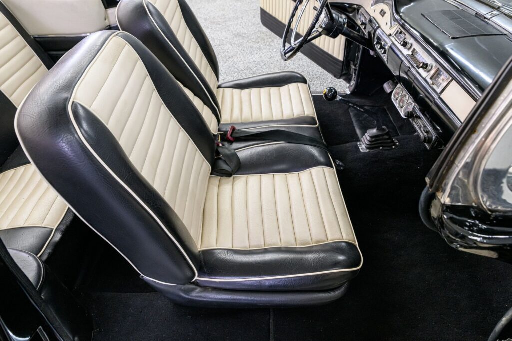 1957 Ford Fairlane 500 Sunliner